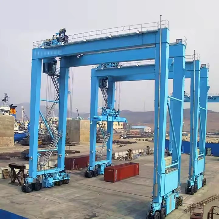 Rubber Tyre Crane 11 Rubber Tyre Crane 11